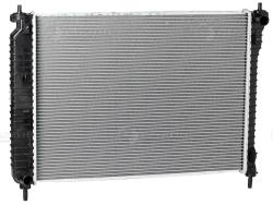 LUZAR LRc 0543 Радиатор охлаждения для автомобилей Antara (06-) MT