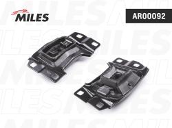 Опора двигателя MAZDA 3 03-08/5 05-10 лев. AR00092