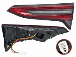 Фонарь в крышку багажника Toyota Fortuner 20- (Справа)