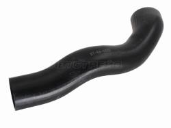 Патрубок радиатора левый MITSUBISHI PAJERO SPORT 08-17/L200 08-13 (установлен дальше от интеркуллер