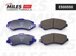 E500550 Колодки тормозные CHRYSLER VOYAGER/JEEP CHEROKEE/WRANGLER 07- перед.Ceramic