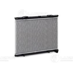 LUZAR LRc KISo02150 Радиатор охлаждения для автомобилей Sorento (02-) 2.5 CRDi MT