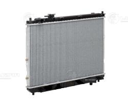 LUZAR LRc 08FA Радиатор охлаждения для автомобилей Carens (99-) MT
