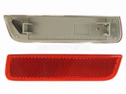 Отражатель Renault Duster 10-21 / Sandero 14-18 / Sandero Stepway 14-22 (Справа)