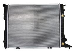 353048 Радиатор охлаждения Opel Omega A 2,6 A 86-94