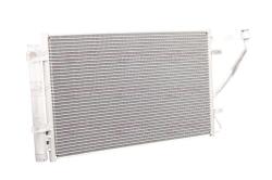 1040296 Радиатор кондиционера Kia Cerato II / Forte (08-12)