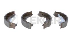 Колодки торм. бараб. задн. Mitsubishi Carisma 96- Space Star 98- bk-4177