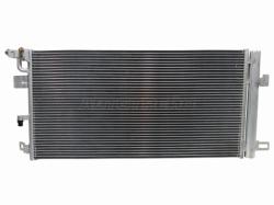 Радиатор кондиционера Audi A4 15- / A5 16- / A4 allroad quattro 16-20 / S5 17-