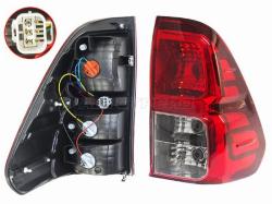 Фонарь задний Toyota Hilux Pick Up 15-20 (Справа)