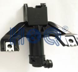 70101128 Форсунка омывателя фар TOYOTA HARRIER LEXUS RX330 03-08 правая