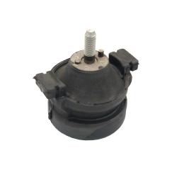 GZ0033 Опора двигателя HYUNDAI GETZ -11