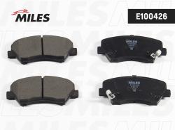 E100426 Колодки тормозные HYUNDAI i30/ELANTRA 11-/CEED 12- передние SemiMetallic