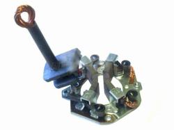 Щеточный узел cтартера TOYOTA YARIS 1.0 05-/AVENSIS 1.6/1.8 03-08