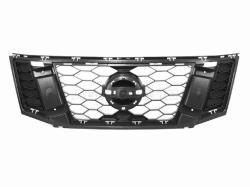 Решетка радиатора NISSAN TERRANO 14-22