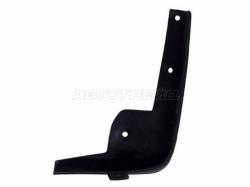 Брызговик Nissan Tiida 04-14 / Tiida Latio 04-12 (Спереди/ Справа)