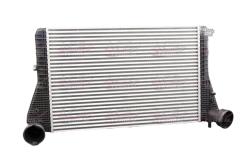 Интеркулер VW Jetta I 06-11/AUDI A 3 / S 3 (03-) 1.4 - 2.0