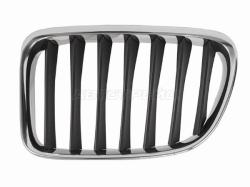 Решетка радиатора BMW X1 09-15 (Слева)
