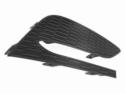 Заглушка бампера Chevrolet Cruze 15-19 (Спереди/ Справа)