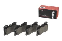 Колодки тормозные дисковые передн. LEXUS LS (_F4_) 04/06-> p83075