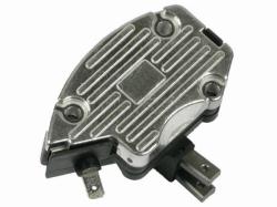 Реле-регулятор напряжения генератора NISSAN SUNNY 93-95/PRIMERA 1.6/2.0 14,6V 90-96 SR20DE/GA16