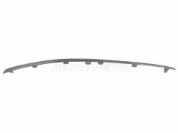Молдинг бампера Mercedes-Benz C-Class 07-11 (Спереди/ Справа)
