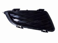 Заглушка бампера Mazda 6 02-05 / Atenza 02-05 (Спереди/ Справа)