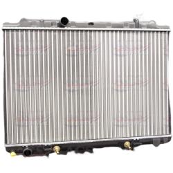 Радиатор охлаждения Nissan BASSARA, PRESAGE (JU30), SERENA (C24) QR 20-25 01-04