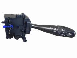 Переключатель подрулевой TOYOTA COROLLA SPACIO,VITZ,WISH,RAV4  03-09  (Правый руль, с туманками)