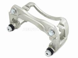 Скоба тормозного суппорта перед TOYOTA CAMRY 11-/LEXUS ES250/350 12- RH