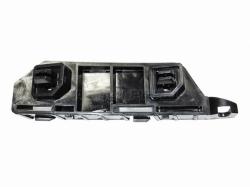 Крепление бампера Honda Fit 01-07 / Jazz 02-09 (Спереди/ Слева/ 5D HBK)