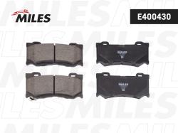 E400430 Колодки тормозные INFINITI FX35/37/50 08-/GS35/37/25 06- передние LowMetallic