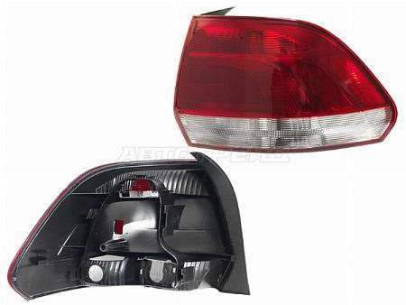 Фонарь задний Volkswagen Polo 09-15 (Справа/ 4D SED)