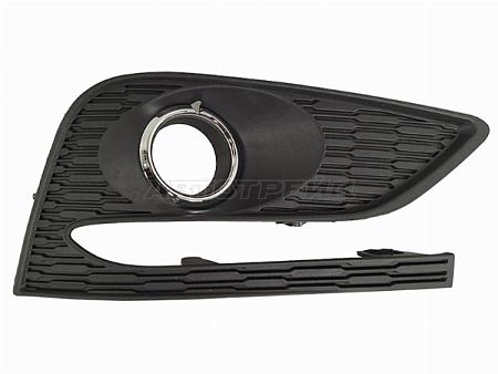 Заглушка бампера Chevrolet Cruze 15-19 (Спереди/ Справа)