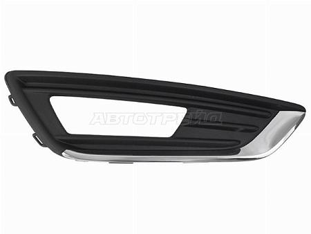 Оправа ПТФ Ford Focus 14-19 (Справа)