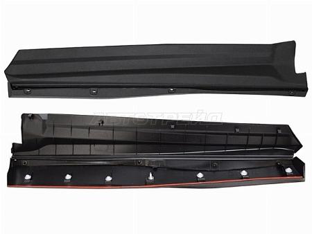 Накладка двери Lexus NX 14-21 (Сзади/ Справа)