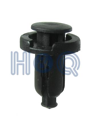 70203064 Клипса пластмассовая HONDA