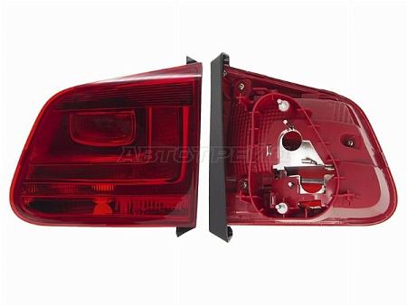 Фонарь в крышку багажника Volkswagen Tiguan 11-17 (Справа)