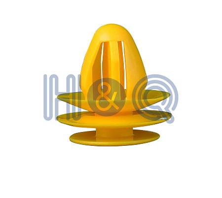 70203144 Клипса пластмассовая SSANGYONG