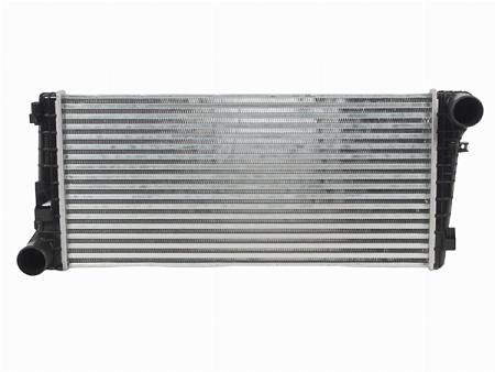 Интеркулер JAC J7 20-/Moskvich 3 22-