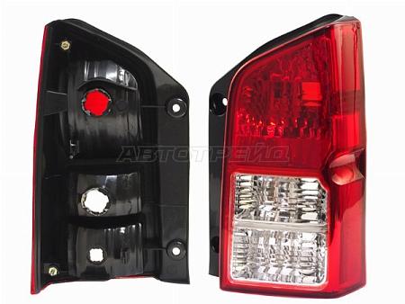 Фонарь задний Nissan Pathfinder 02-14 (Справа)