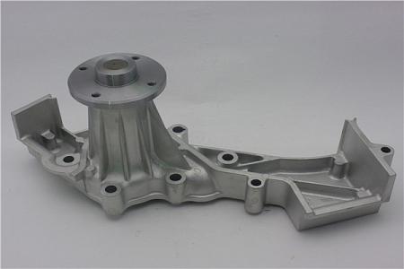 Помпа водяная Nissan gwn-61a