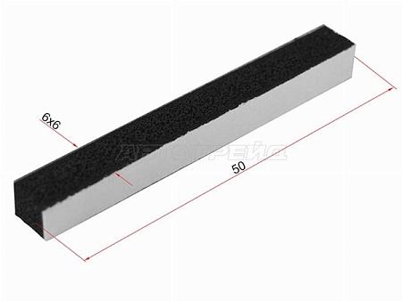 Уплотнитель лобового стекла к торпедо (1 шт.)
