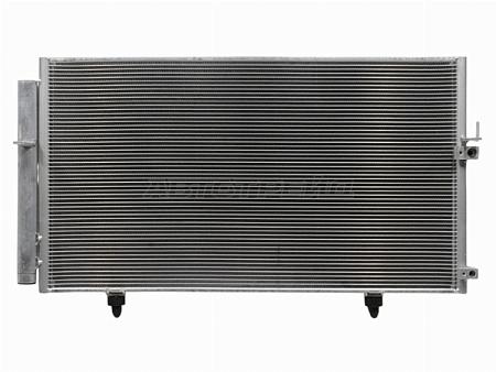 Радиатор кондиционера Toyota Hiace 19-