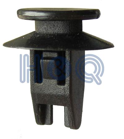 70203027 Клипса пластмассовая MITSUBISHI