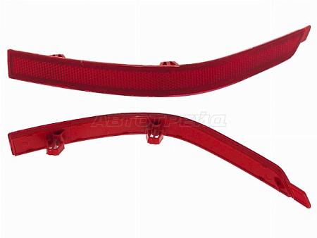 Отражатель Volkswagen Transporter 15-19 (Сзади/ Справа)