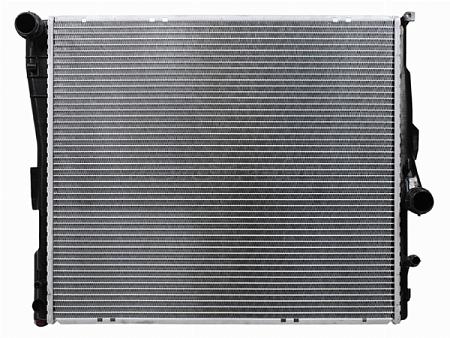 Радиатор BMW X3 06-10
