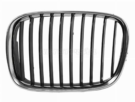 Решетка радиатора BMW 5-Series 95-00 (Слева)